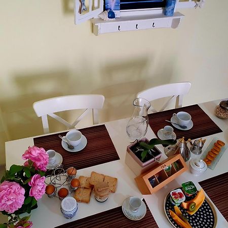 Casa Vacanze Rosy "Nel Verde" Палинуро Номер фото